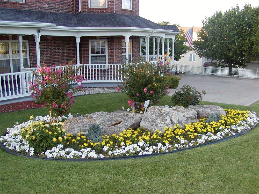 Carriage House Inn Брэнсон Экстерьер фото